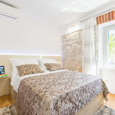 Grgur Apartment Split