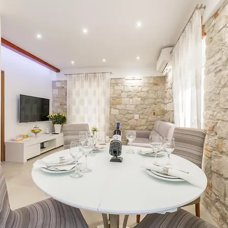 Apartment Grgur *